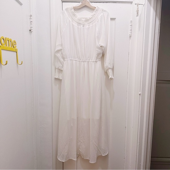 American Glamour Badgley Mischka Bohemian Shirred White Maxi Dress - Picture 7 of 7